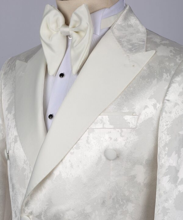 Cream Satin Collar White Patterned Tuxedo - Image 3