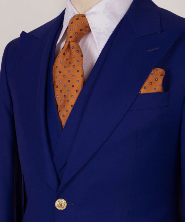 Big Size Suit with Classic Vest - Image 4