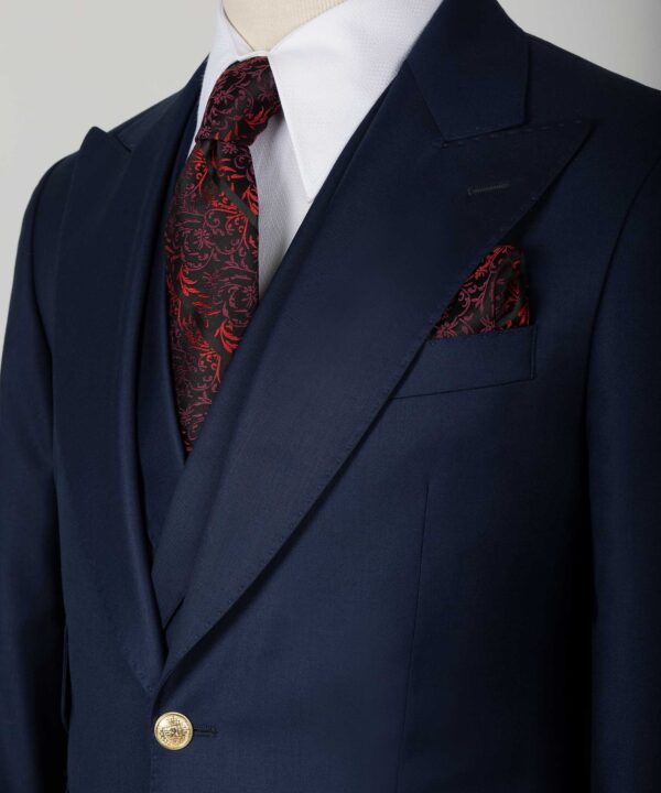 Big Size Suit with Classic Vest - Image 4